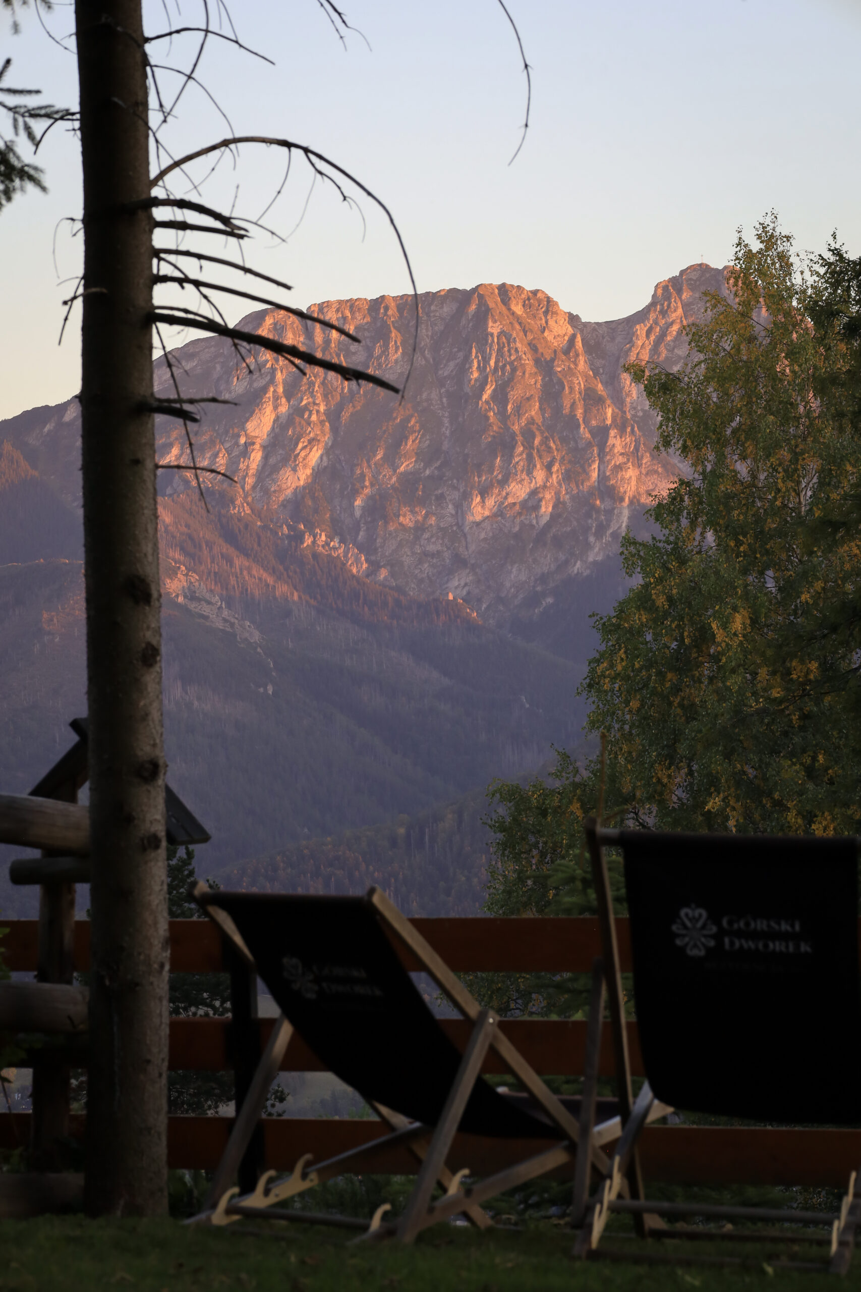 lezaczki-z-widokiem-na-gory leżaczki z widokiem na góry Zakopane